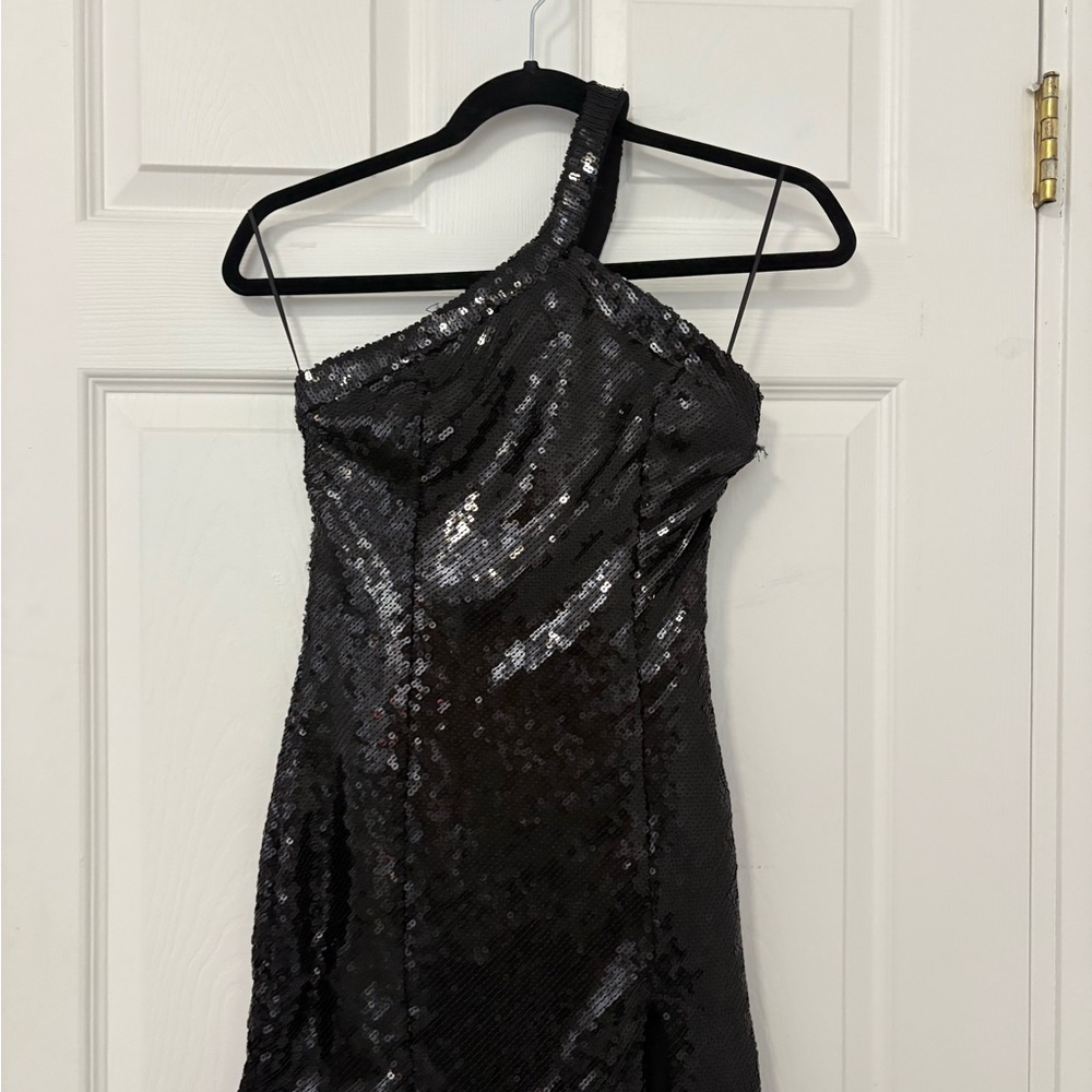 Superdown Black Sequin One Shoulder Bodycon Dress
